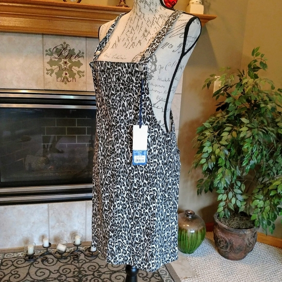 Leopard Print Bib Dress NWT! - Picture 8 of 16